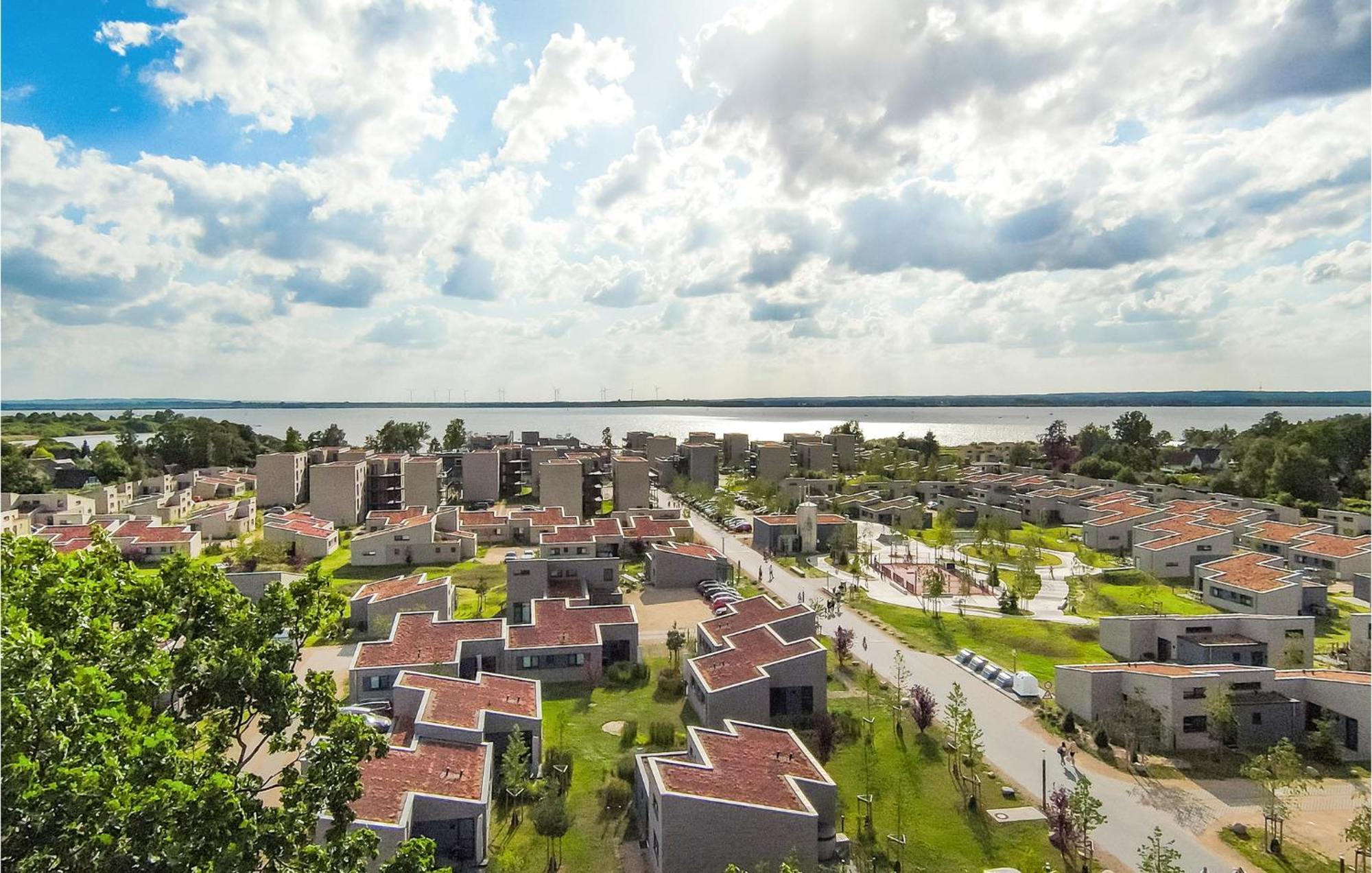 2 Bedroom Beach Front Home In Lembruch-Duemmer See Zewnętrze zdjęcie